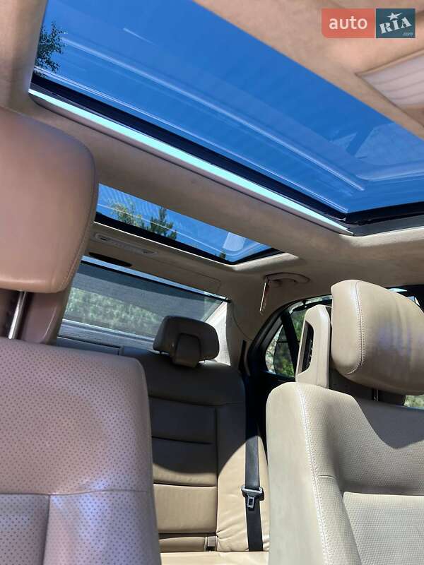 Седан Mercedes-Benz E-Class 2012 в Ужгороде