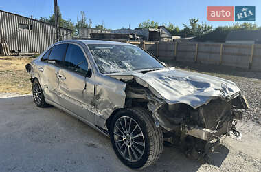 Седан Mercedes-Benz E-Class 2003 в Тульчине