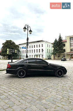 Седан Mercedes-Benz E-Class 2005 в 