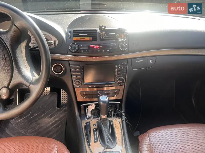 Mercedes-Benz E-Class 2008 VIN WDB2112891B332541 фото оголошення 4 з 45