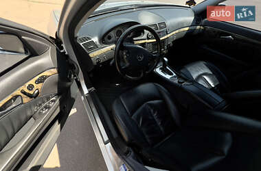 Седан Mercedes-Benz E-Class 2004 в 