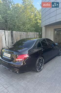 Седан Mercedes-Benz E-Class 2018 в Запорожье