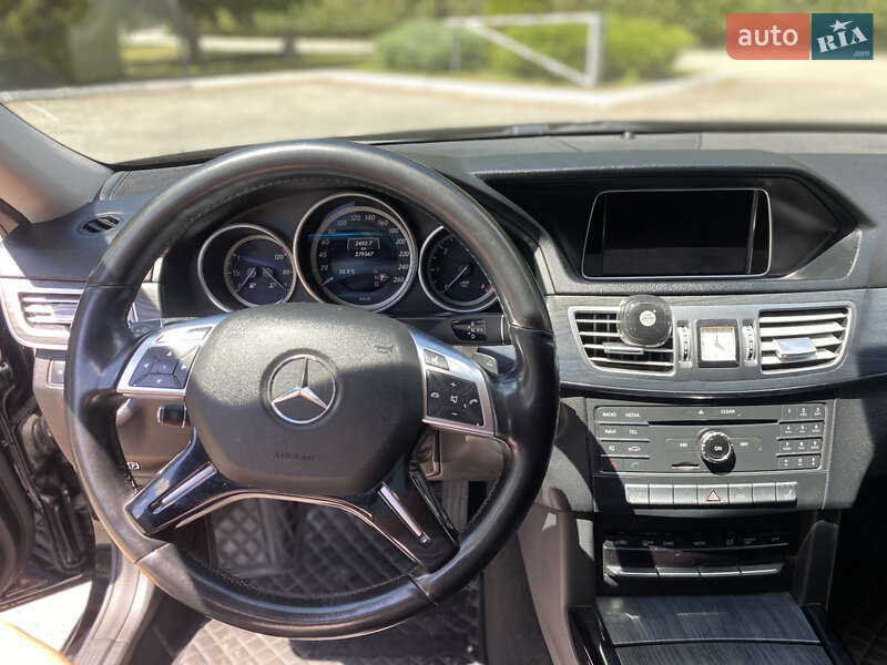 Седан Mercedes-Benz E-Class 2015 в Знаменке