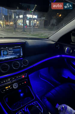 Седан Mercedes-Benz E-Class 2017 в 