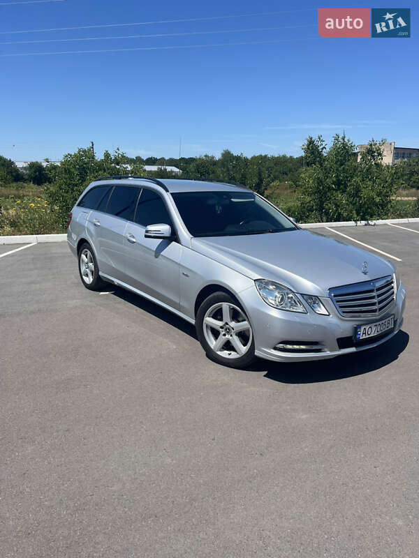 Mercedes-Benz E-Class 2012