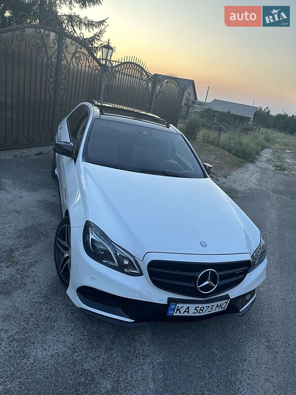 Седан Mercedes-Benz E-Class 2013 в Киеве