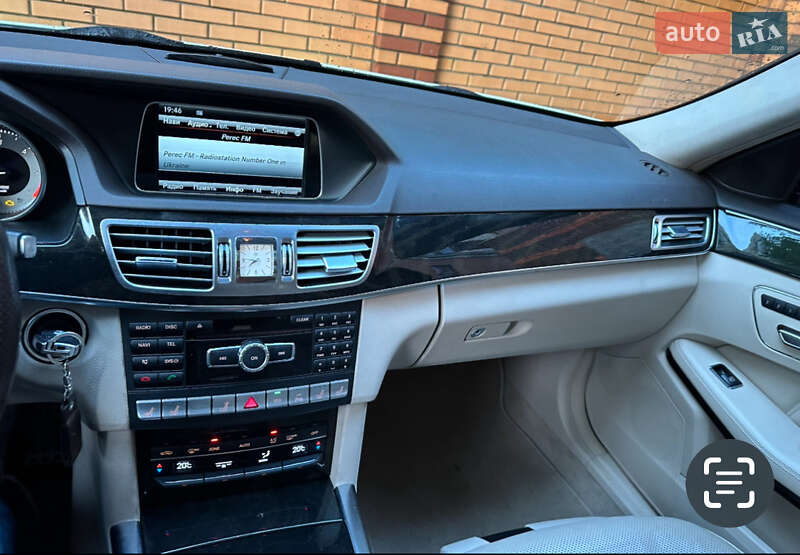 Седан Mercedes-Benz E-Class 2013 в Киеве