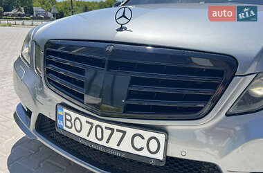 Седан Mercedes-Benz E-Class 2009 в 