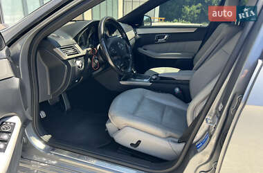 Седан Mercedes-Benz E-Class 2009 в 