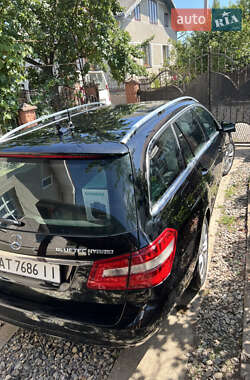 Універсал Mercedes-Benz E-Class 2012 в  фото 9 Універсал Mercedes-Benz E-Class 2012 в