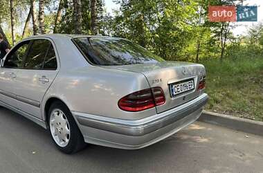 Седан Mercedes-Benz E-Class 2001 в 