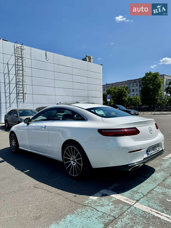 Купе Mercedes-Benz E-Class 2017 в Киеве