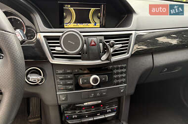Седан Mercedes-Benz E-Class 2012 в 