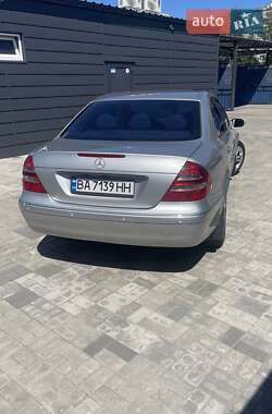 Седан Mercedes-Benz E-Class 2004 в 