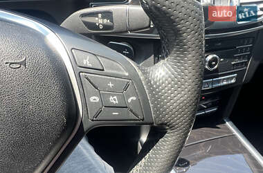 Седан Mercedes-Benz E-Class 2015 в 