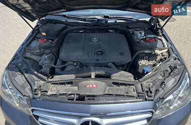 Седан Mercedes-Benz E-Class 2015 в 