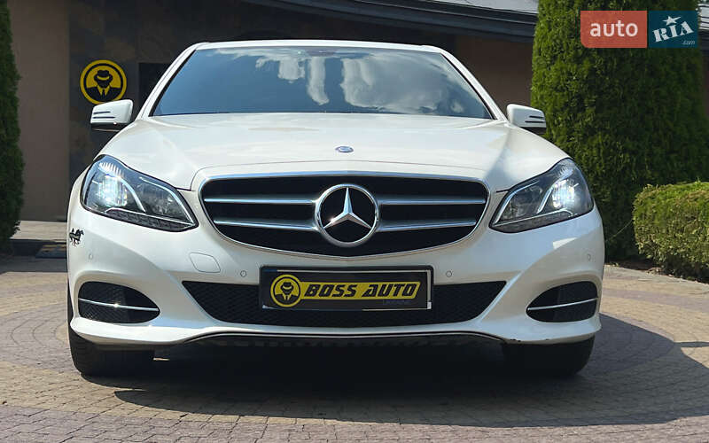Седан Mercedes-Benz E-Class 2013 в Львове