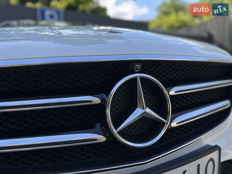 Седан Mercedes-Benz E-Class 2019 в Киеве
