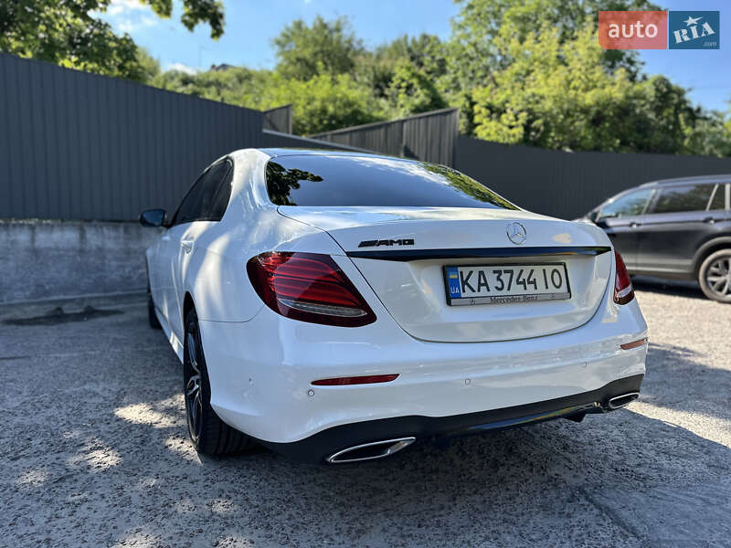 Седан Mercedes-Benz E-Class 2019 в Киеве