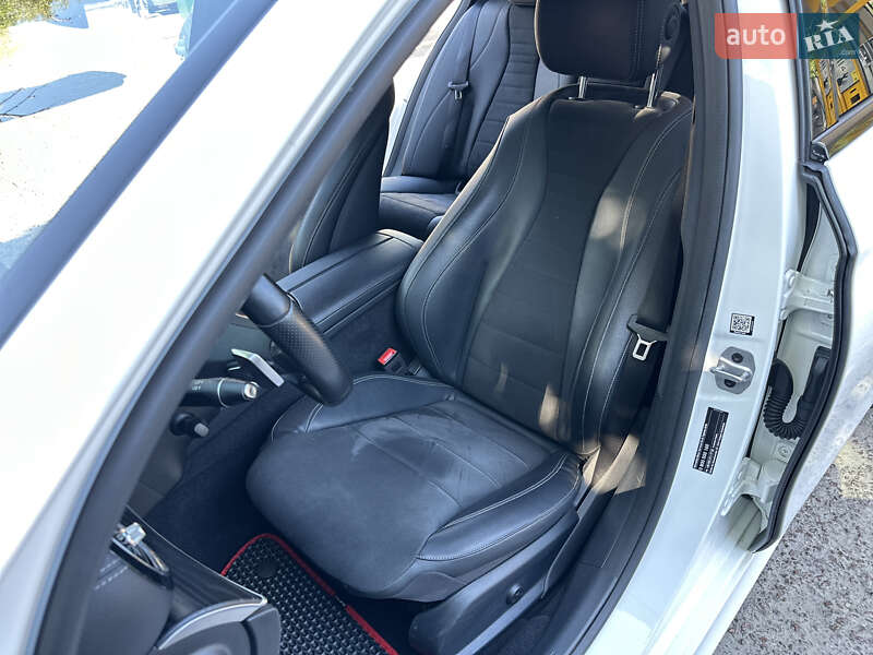 Седан Mercedes-Benz E-Class 2019 в Киеве