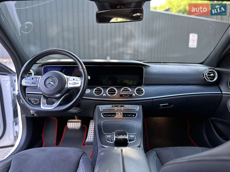 Седан Mercedes-Benz E-Class 2019 в Киеве
