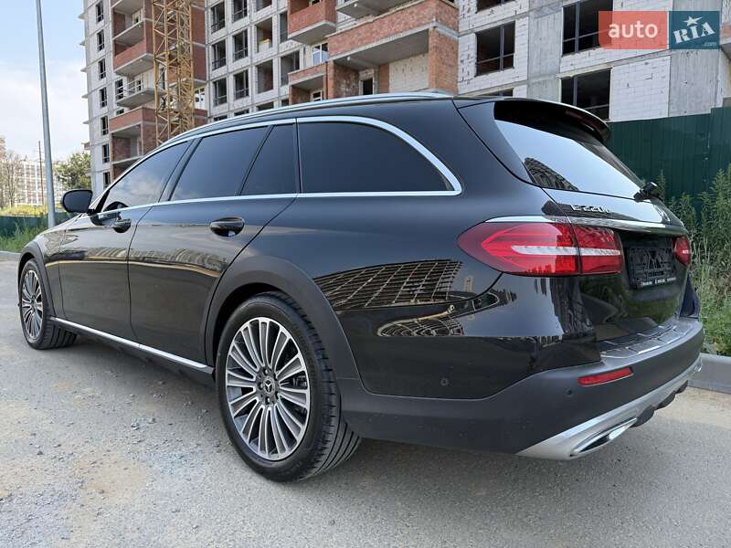 Универсал Mercedes-Benz E-Class 2018 в Киеве