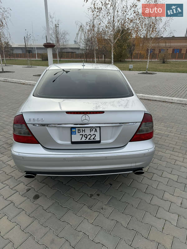 Седан Mercedes-Benz E-Class 2007 в Измаиле