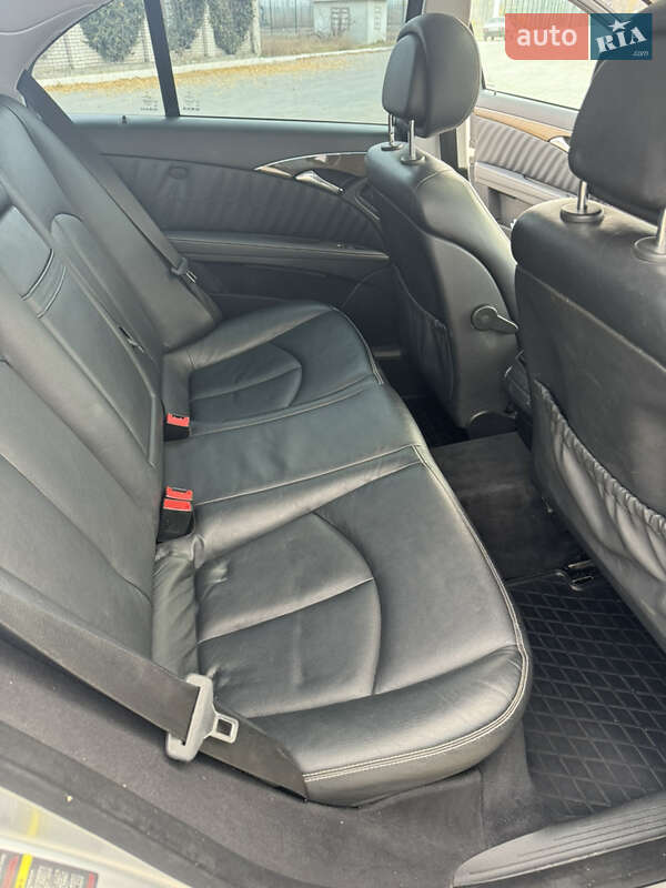 Седан Mercedes-Benz E-Class 2007 в Измаиле