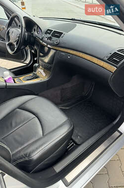 Седан Mercedes-Benz E-Class 2007 в 