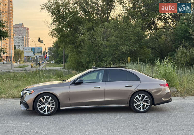 Седан Mercedes-Benz E-Class 2024 в Киеве