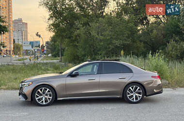 Седан Mercedes-Benz E-Class 2024 в 