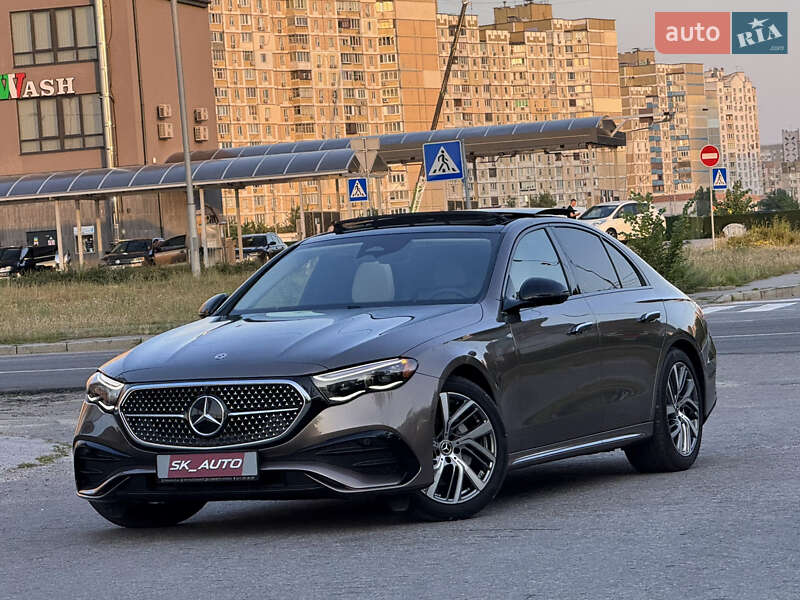 Седан Mercedes-Benz E-Class 2024 в Киеве