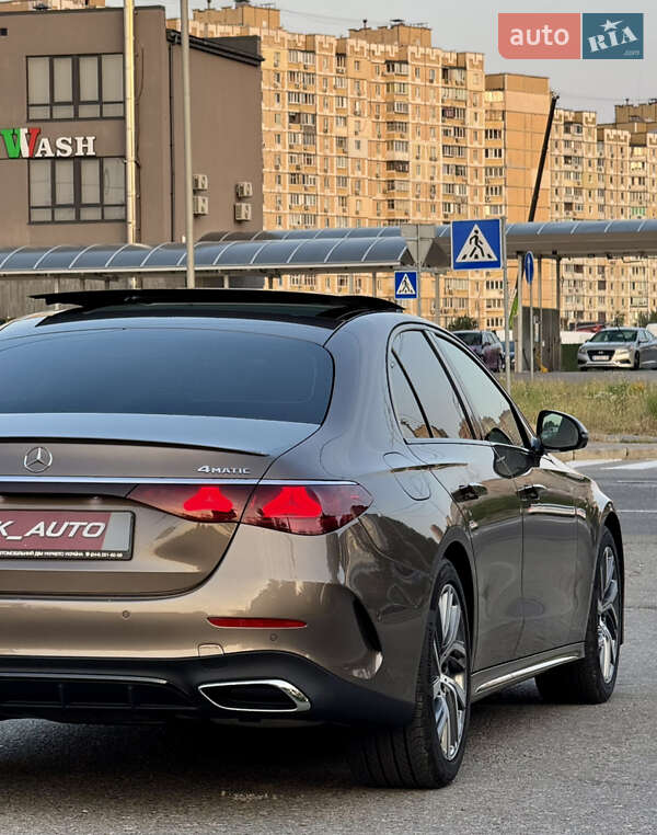 Седан Mercedes-Benz E-Class 2024 в Киеве