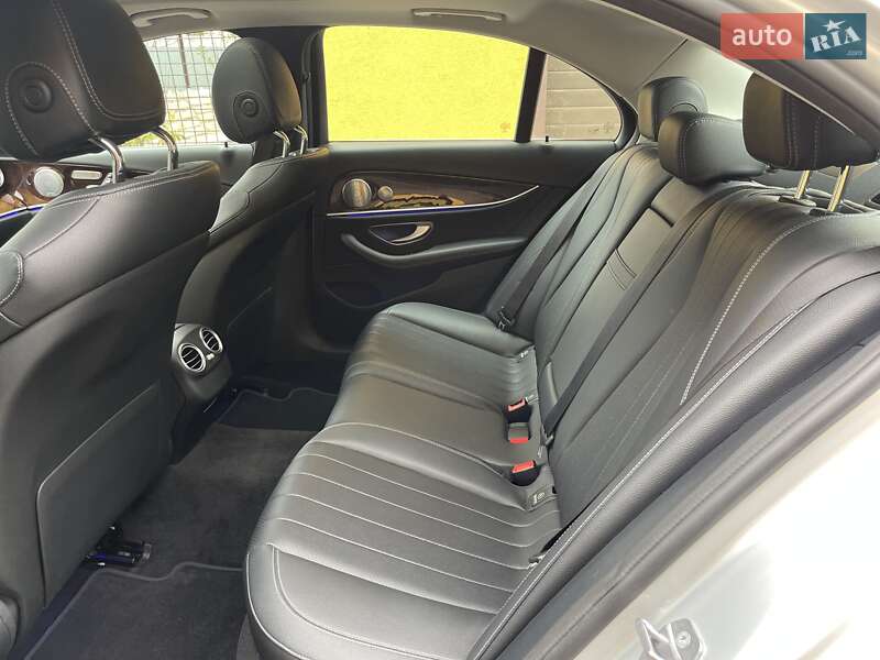 Седан Mercedes-Benz E-Class 2018 в Киеве