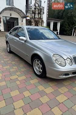 Седан Mercedes-Benz E-Class 2003 в 
