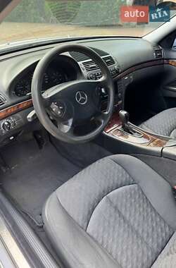 Седан Mercedes-Benz E-Class 2003 в 