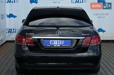 Седан Mercedes-Benz E-Class 2015 в 