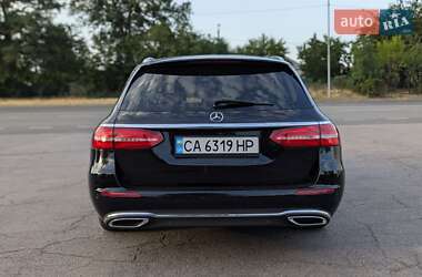 Универсал Mercedes-Benz E-Class 2016 в 