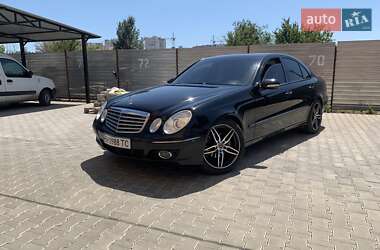 Седан Mercedes-Benz E-Class 2008 в 