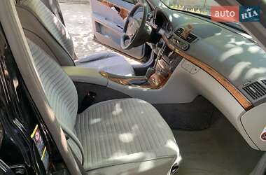 Седан Mercedes-Benz E-Class 2008 в 