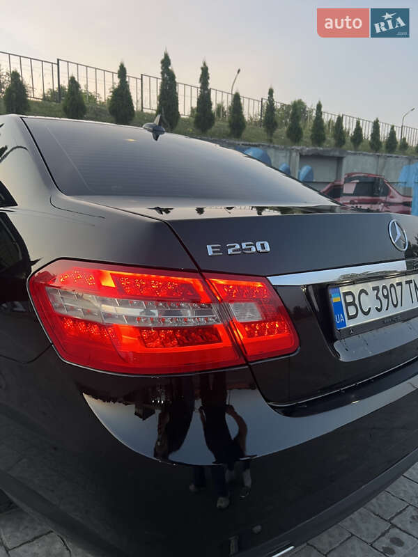 Седан Mercedes-Benz E-Class 2013 в Меденичах