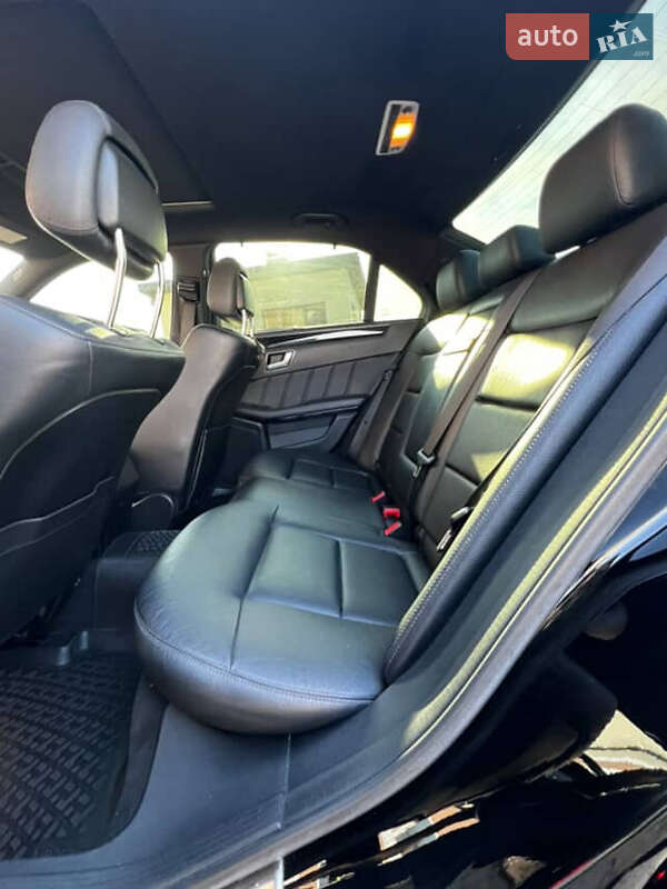Седан Mercedes-Benz E-Class 2013 в Меденичах