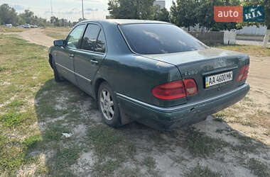 Седан Mercedes-Benz E-Class 1998 в 