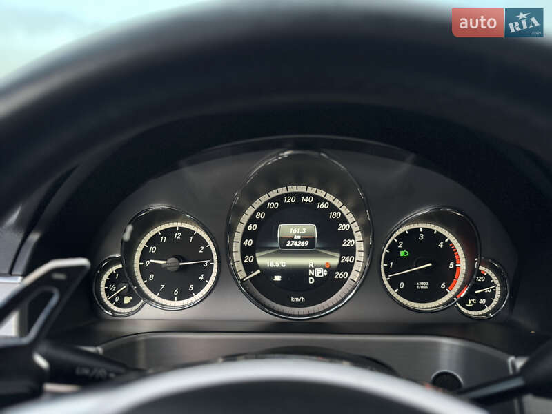 Седан Mercedes-Benz E-Class 2012 в Черновцах