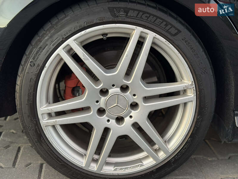 Седан Mercedes-Benz E-Class 2012 в Черновцах