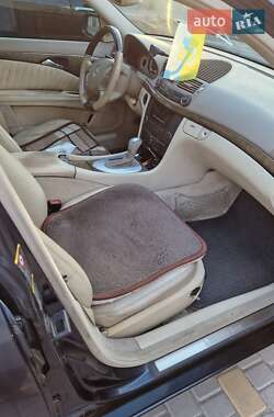 Седан Mercedes-Benz E-Class 2003 в 