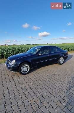 Седан Mercedes-Benz E-Class 2003 в 