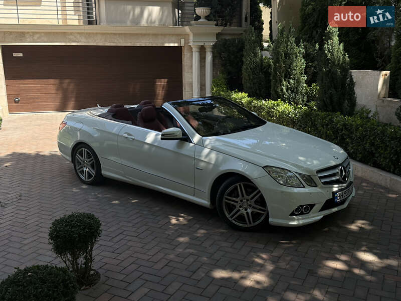 Кабриолет Mercedes-Benz E-Class 2011 в Одессе