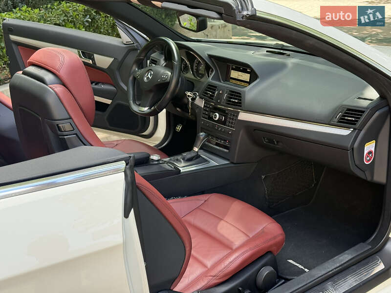 Кабриолет Mercedes-Benz E-Class 2011 в Одессе
