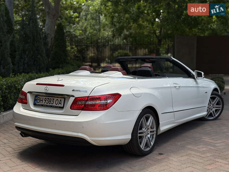 Кабриолет Mercedes-Benz E-Class 2011 в Одессе